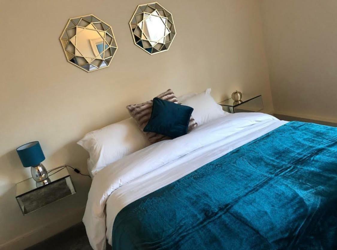 סאפרון וולדן Saffron Suite And Kitchen מראה חיצוני תמונה